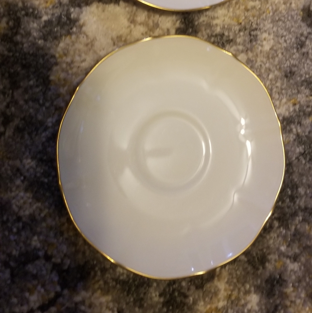 Set of 2 Noritake ivory china plates